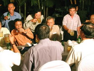 Ảnh liên hoan họp mặt